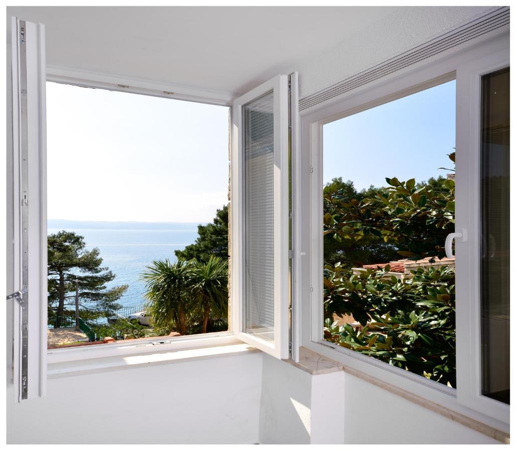 Villa Dalmatia Apartments Brela Exteriör bild